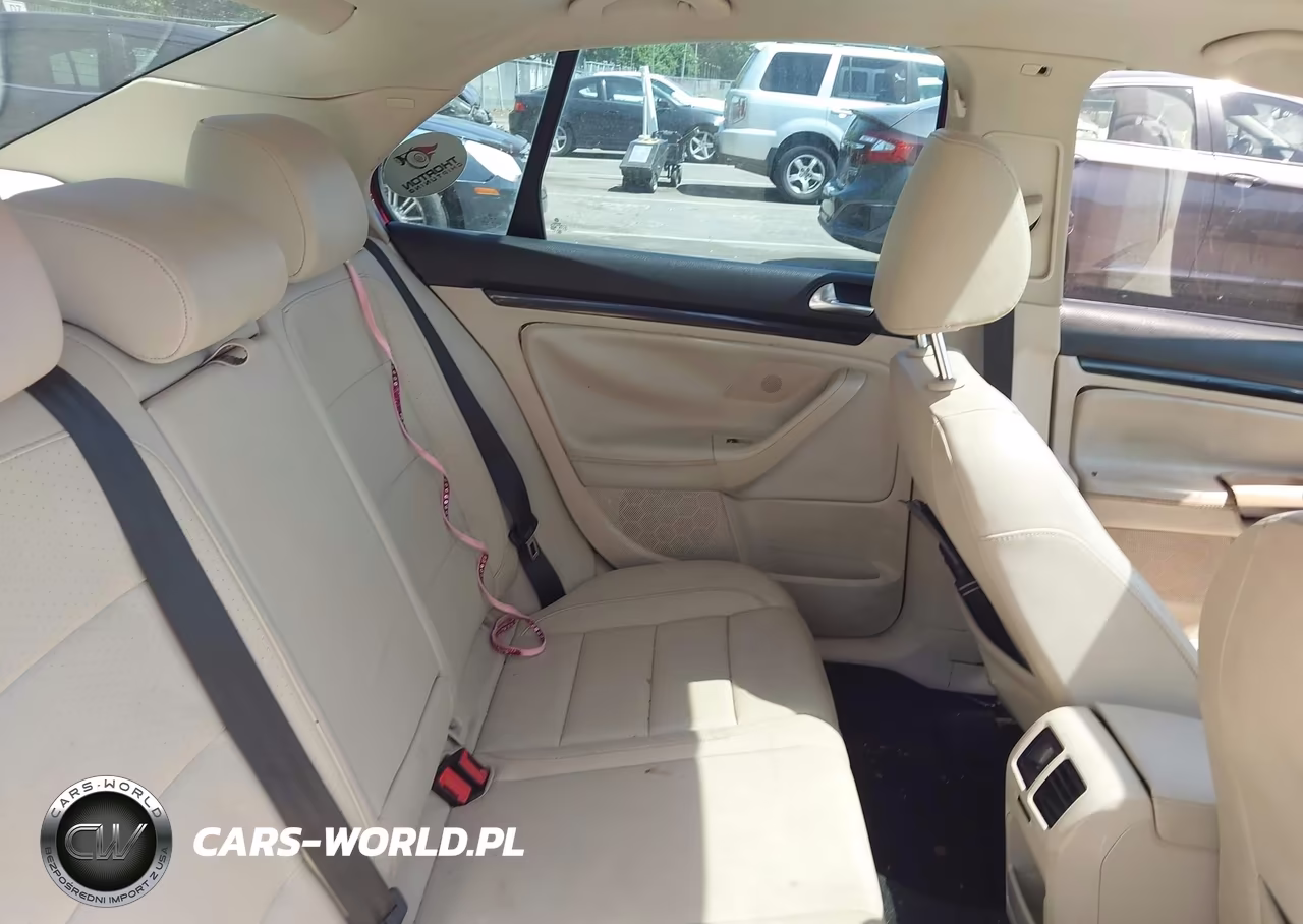 2010 Volkswagen Jetta Se VIN:3VWRX7AJ1AM046001 - 8