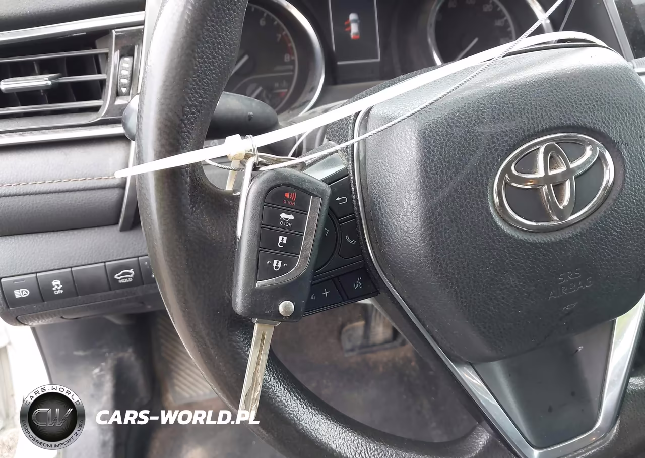 2019 Toyota Camry Le VIN:4T1B11HKXKU259605 - 11