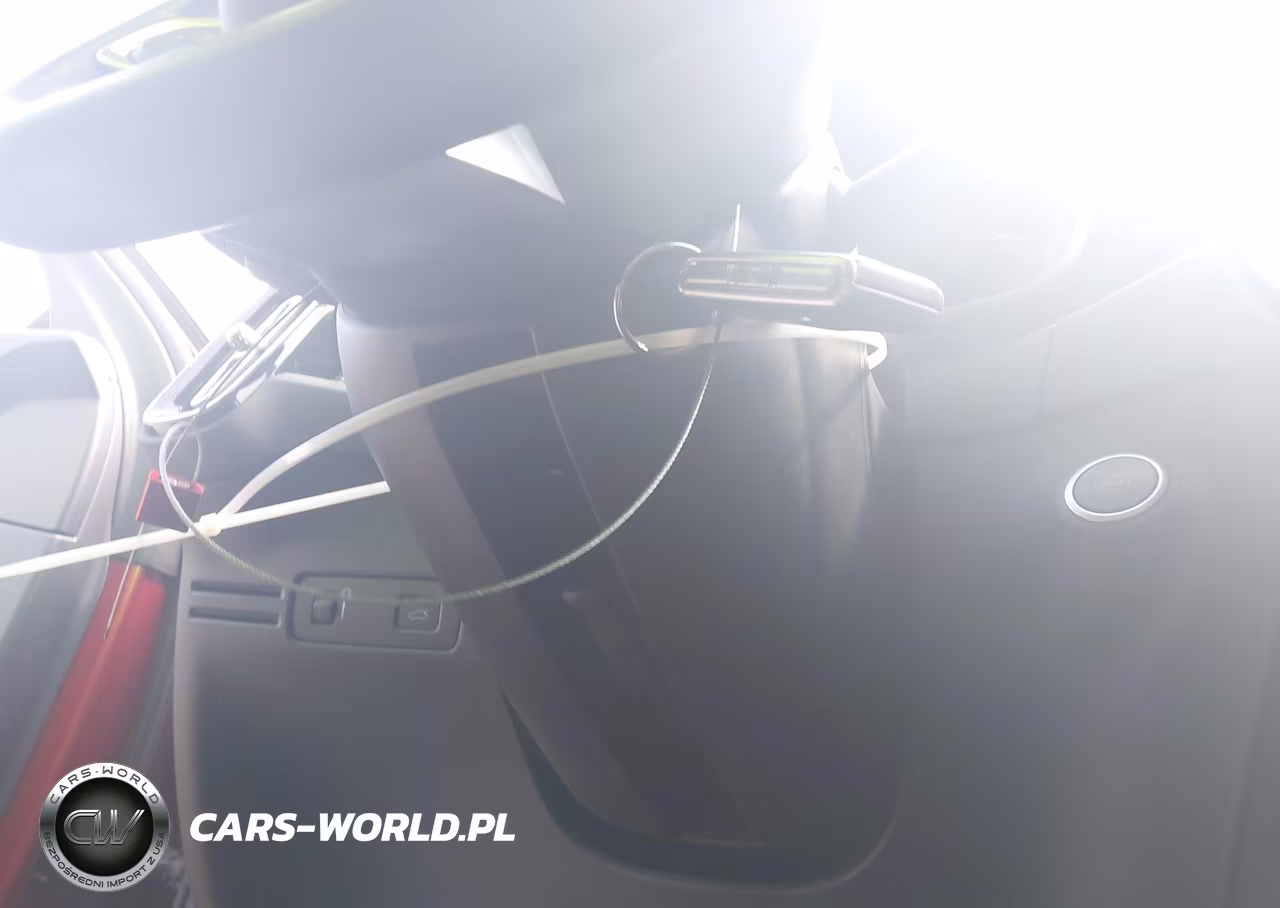 2021 Volvo Xc40 T5 R-Design VIN:YV4162UM0M2466465 - 11