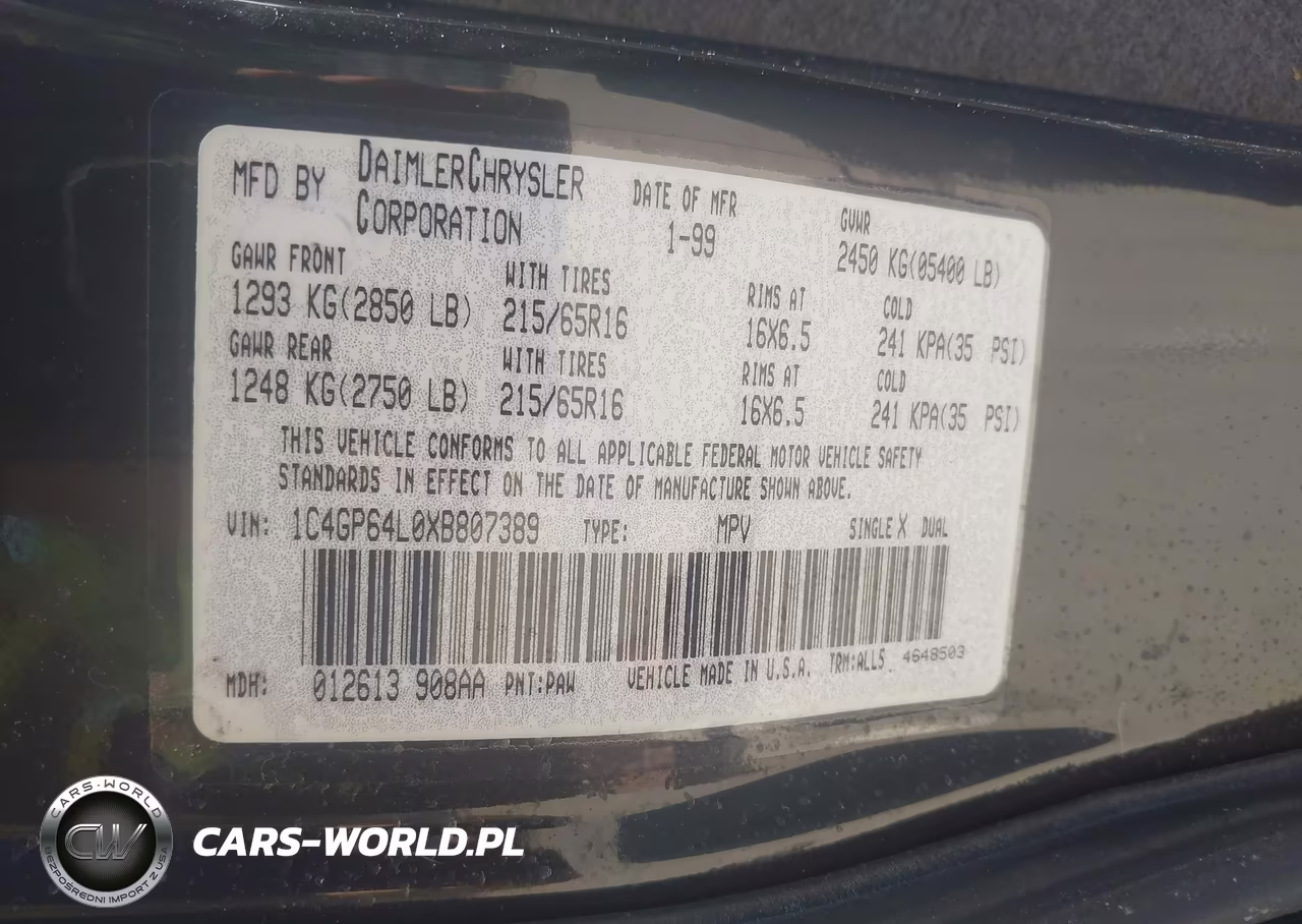 1999 Chrysler Town & Country Limited VIN:1C4GP64L0XB807389 - 9