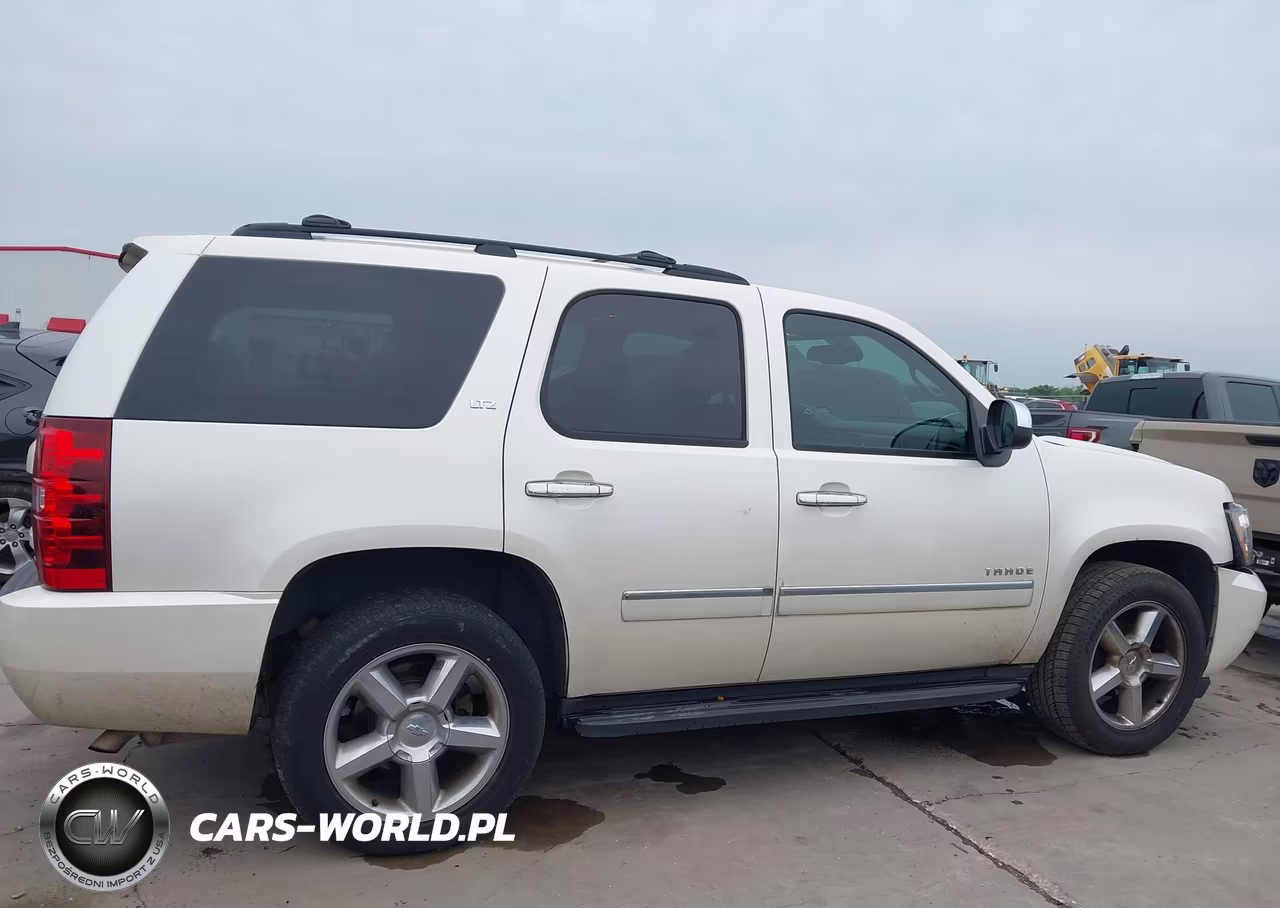 2012 Chevrolet Tahoe Ltz VIN:1GNSCCE05CR304068 - 13