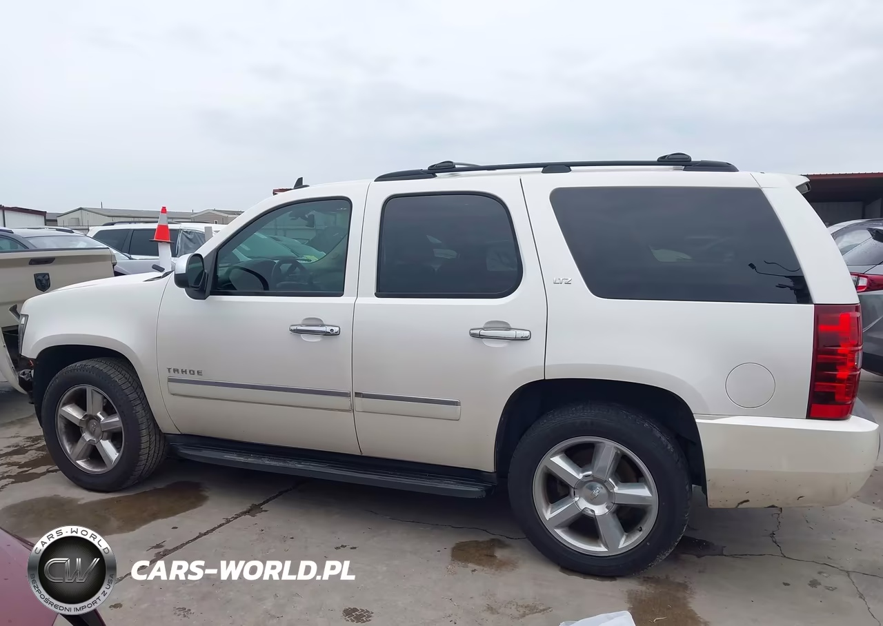 2012 Chevrolet Tahoe Ltz VIN:1GNSCCE05CR304068 - 14