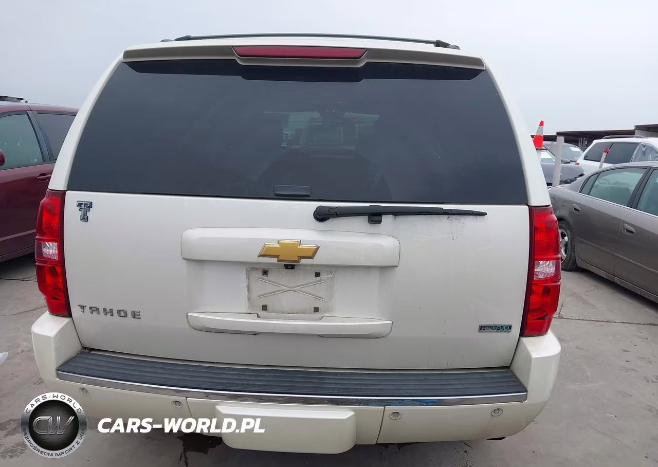 2012 Chevrolet Tahoe Ltz VIN:1GNSCCE05CR304068 - 16