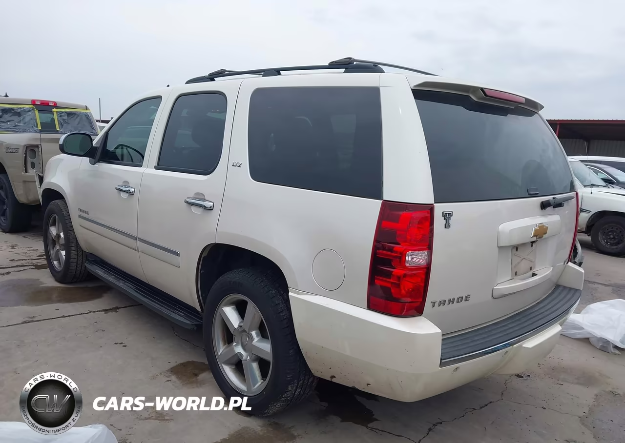 2012 Chevrolet Tahoe Ltz VIN:1GNSCCE05CR304068 - 3