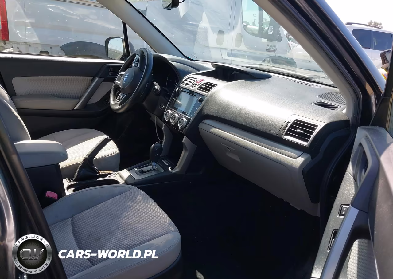 2018 Subaru Forester 2.5I Premium VIN:JF2SJAGC3JH429133 - 5