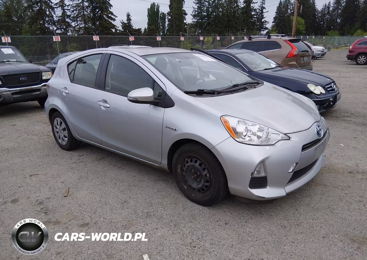2013 Toyota Prius C Three