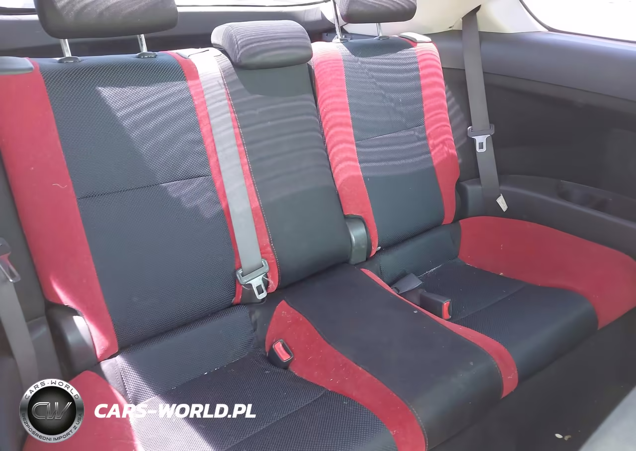 2005 Scion Tc VIN:JTKDE167350046824 - 8