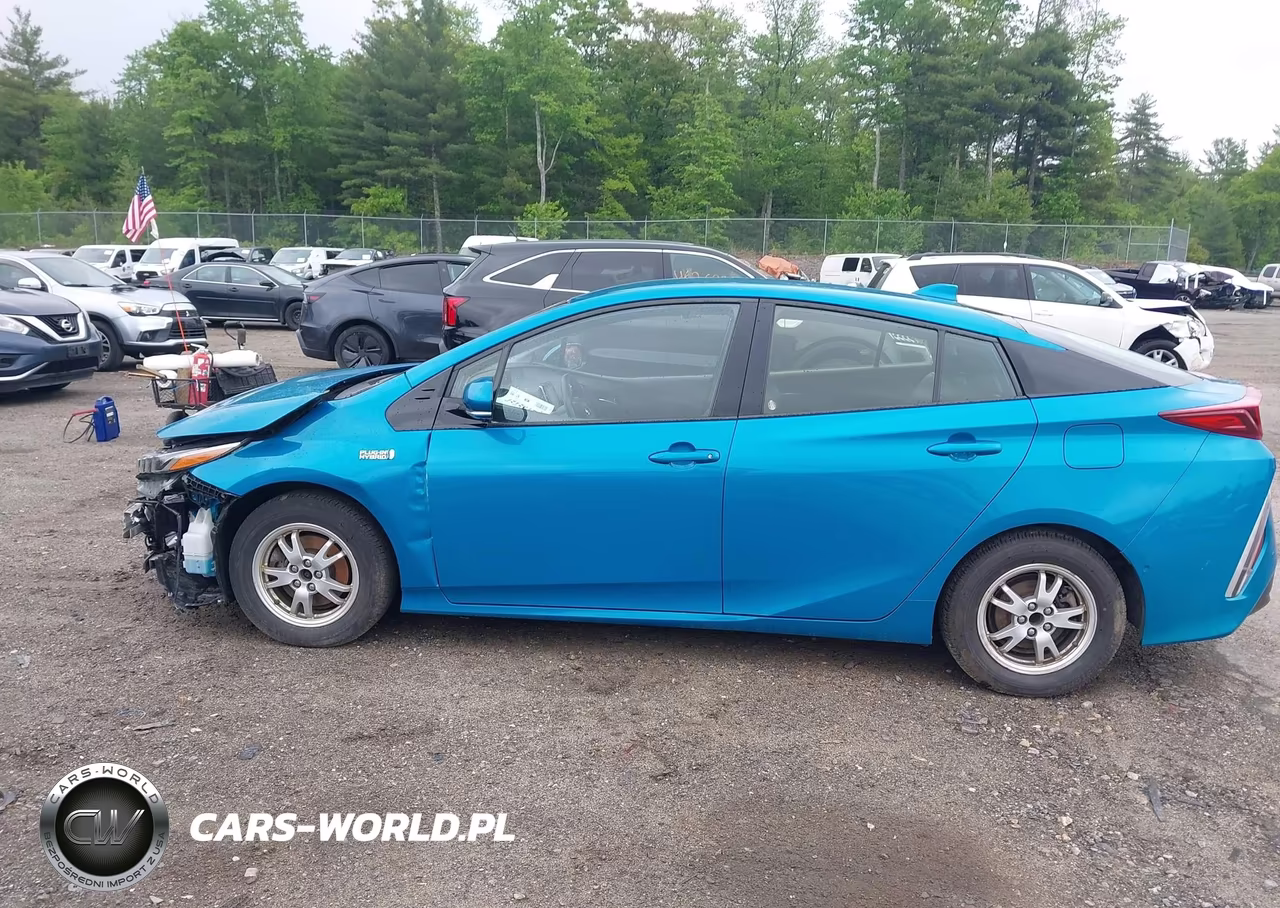 2020 Toyota Prius Prime Limited VIN:JTDKARFP4L3135774 - 15