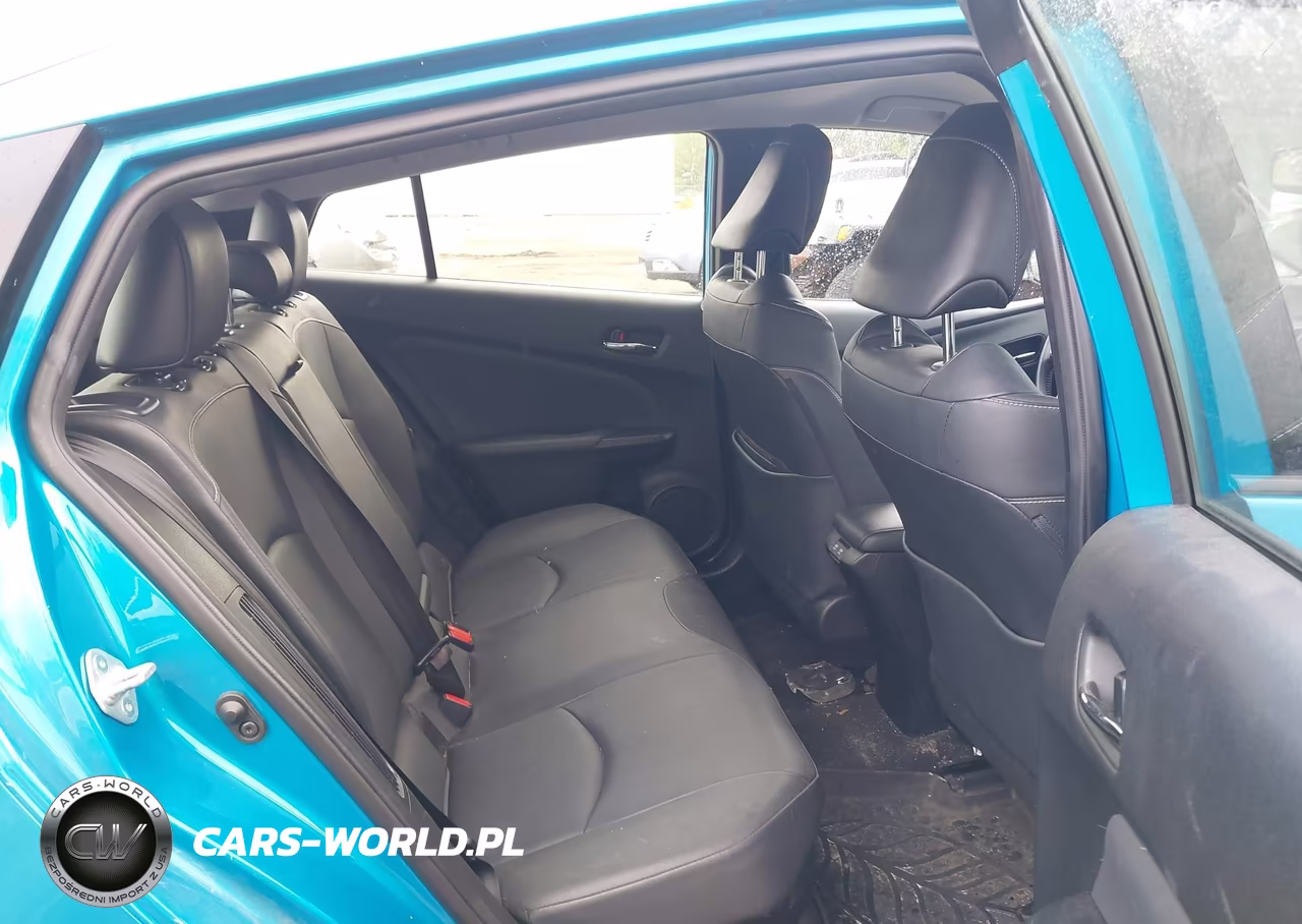 2020 Toyota Prius Prime Limited VIN:JTDKARFP4L3135774 - 8