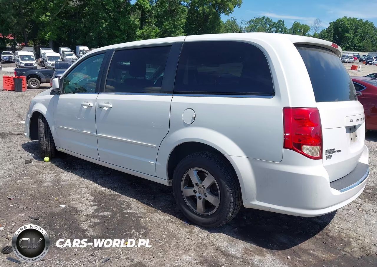 2012 Dodge Grand Caravan Crew VIN:2C4RDGDG0CR113131 - 3