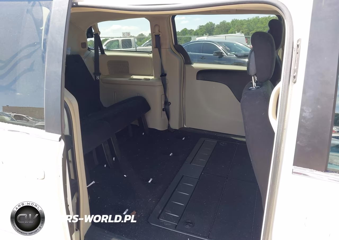 2012 Dodge Grand Caravan Crew VIN:2C4RDGDG0CR113131 - 8