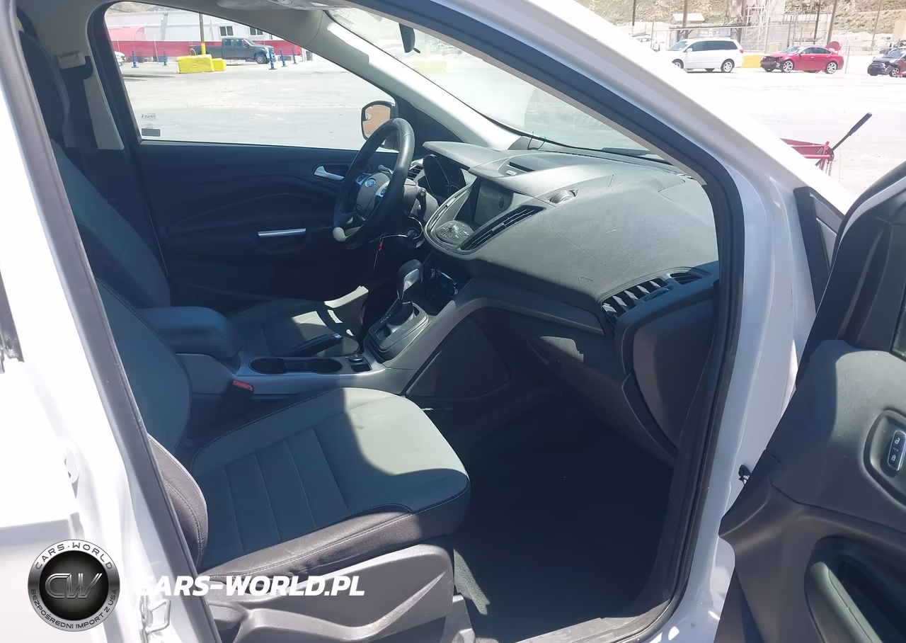 2016 Ford Escape Se VIN:1FMCU0G94GUA45415 - 5