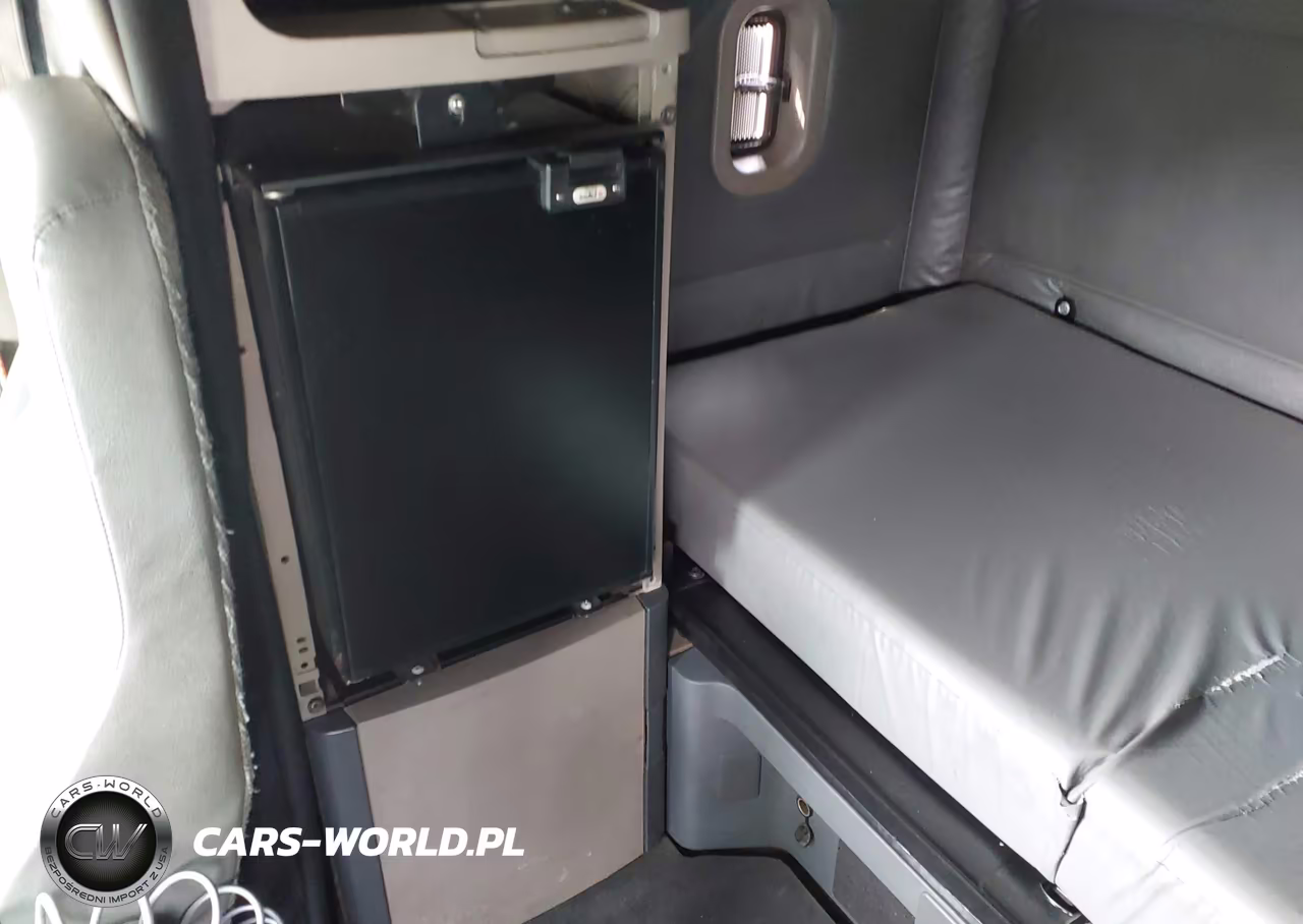 2014 Freightliner Cascadia 125 VIN:3AKJGLD55ESFV5426 - 24