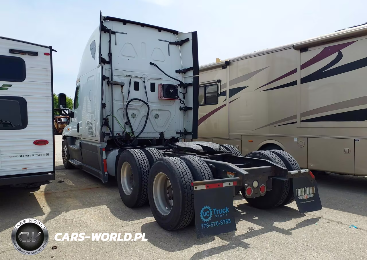 2014 Freightliner Cascadia 125 VIN:3AKJGLD55ESFV5426 - 3
