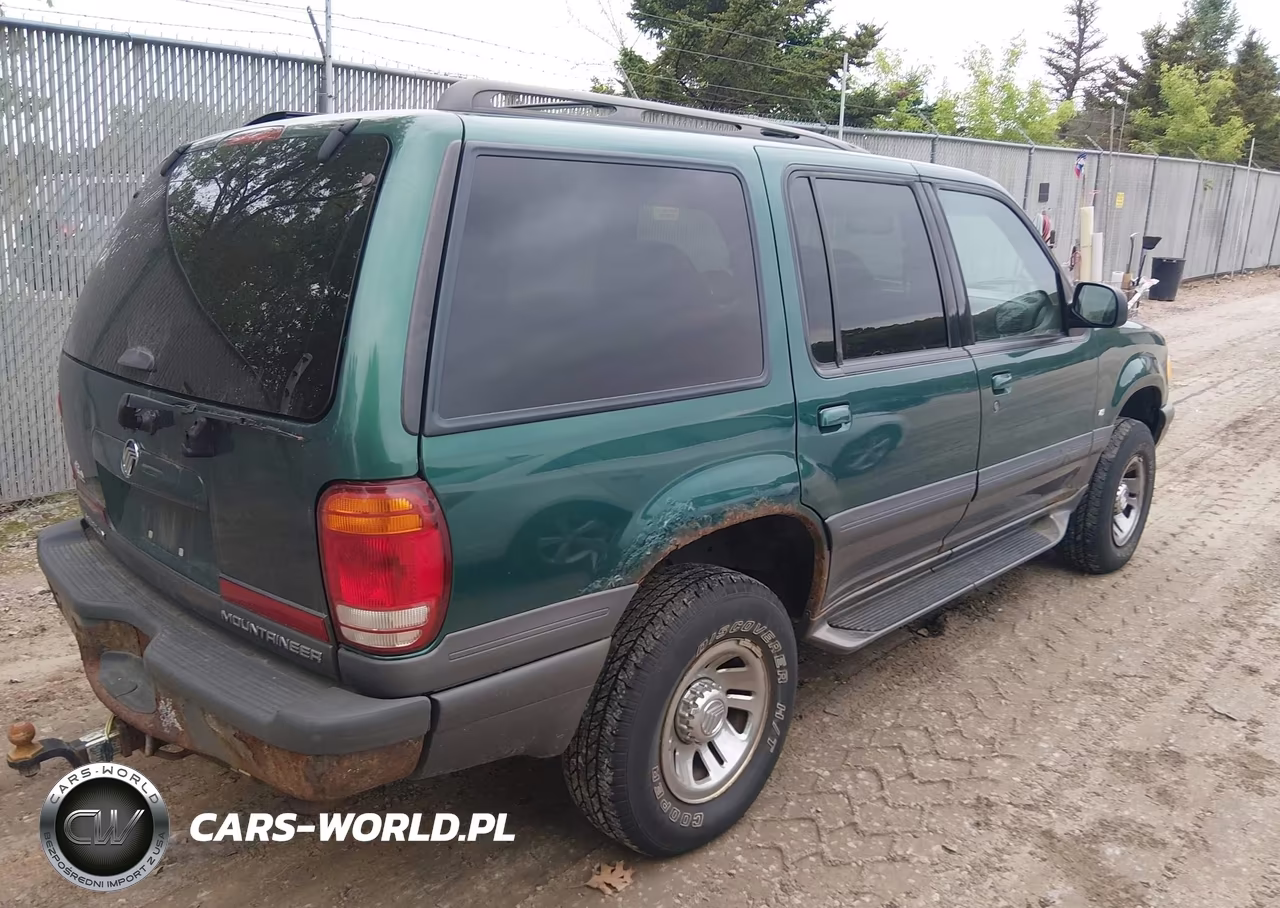 2000 Mercury Mountaineer VIN:4M2DU86P6YUJ34700 - 4