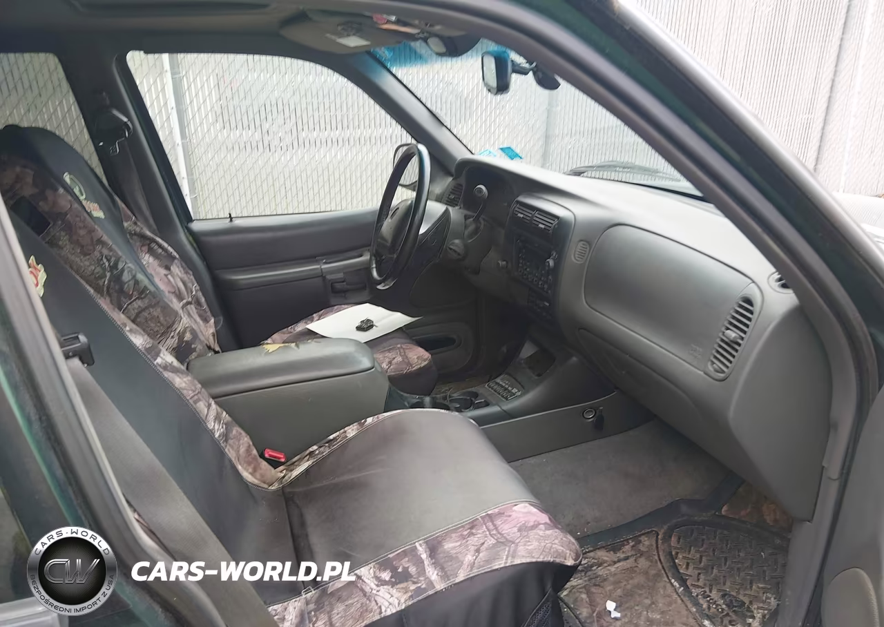 2000 Mercury Mountaineer VIN:4M2DU86P6YUJ34700 - 5