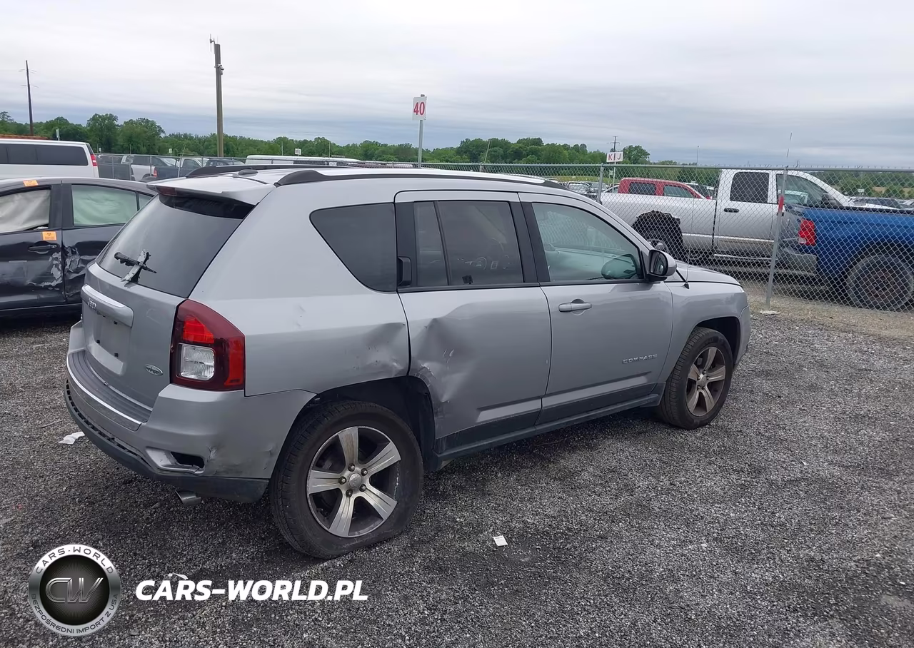 2016 Jeep Compass High Altitude Edition VIN:1C4NJDEBXGD598833 - 4