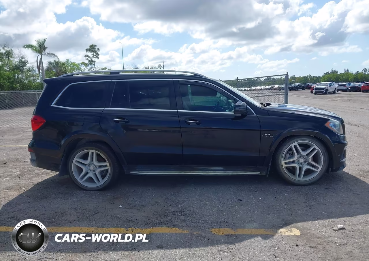 2013 Mercedes-Benz Gl 550 4Matic VIN:4JGDF7DE5DA119978 - 14