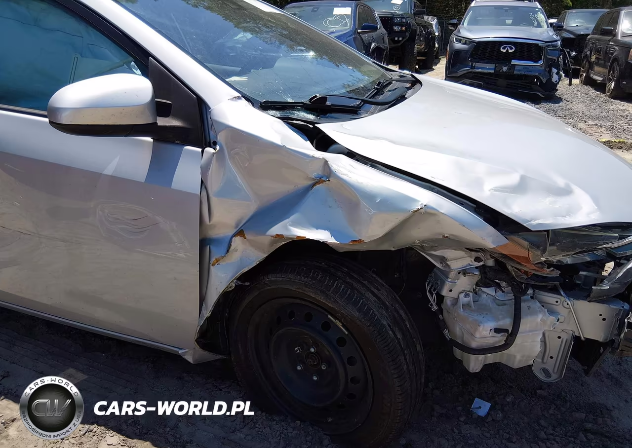2019 Toyota Corolla Le VIN:2T1BURHE6KC243421 - 6