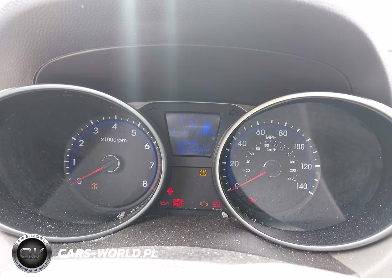 2012 Hyundai Tucson Limited VIN:KM8JUCAC0CU381523 - 7