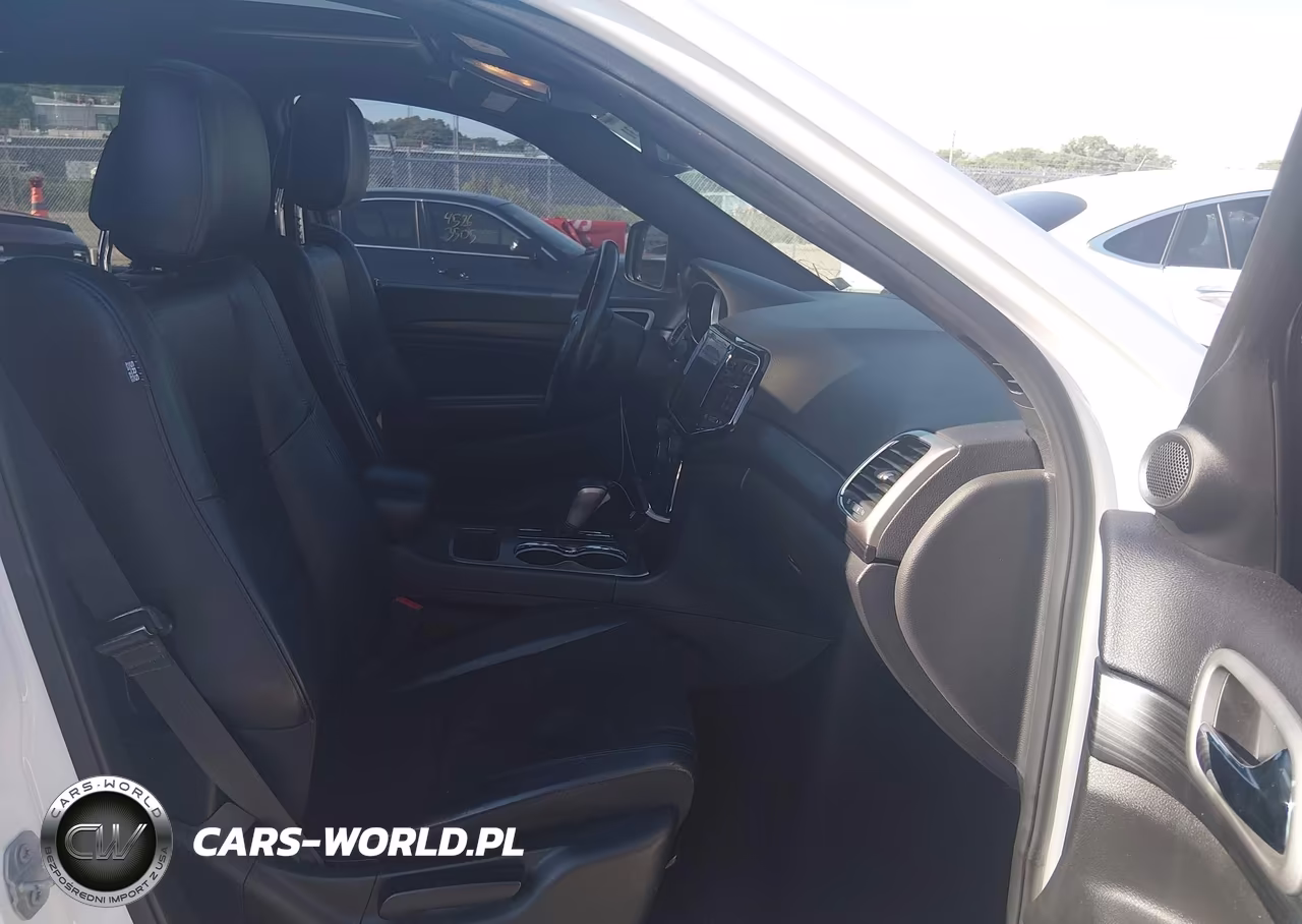 2019 Jeep Grand Cherokee Altitude 4X4 VIN:1C4RJFAG6KC794555 - 5