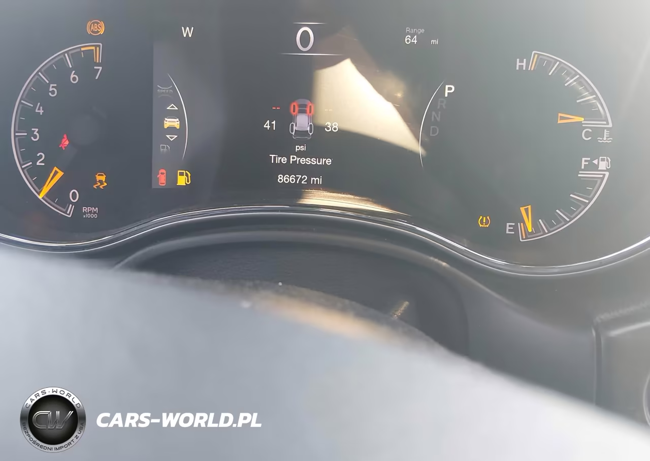 2019 Jeep Grand Cherokee Altitude 4X4 VIN:1C4RJFAG6KC794555 - 7