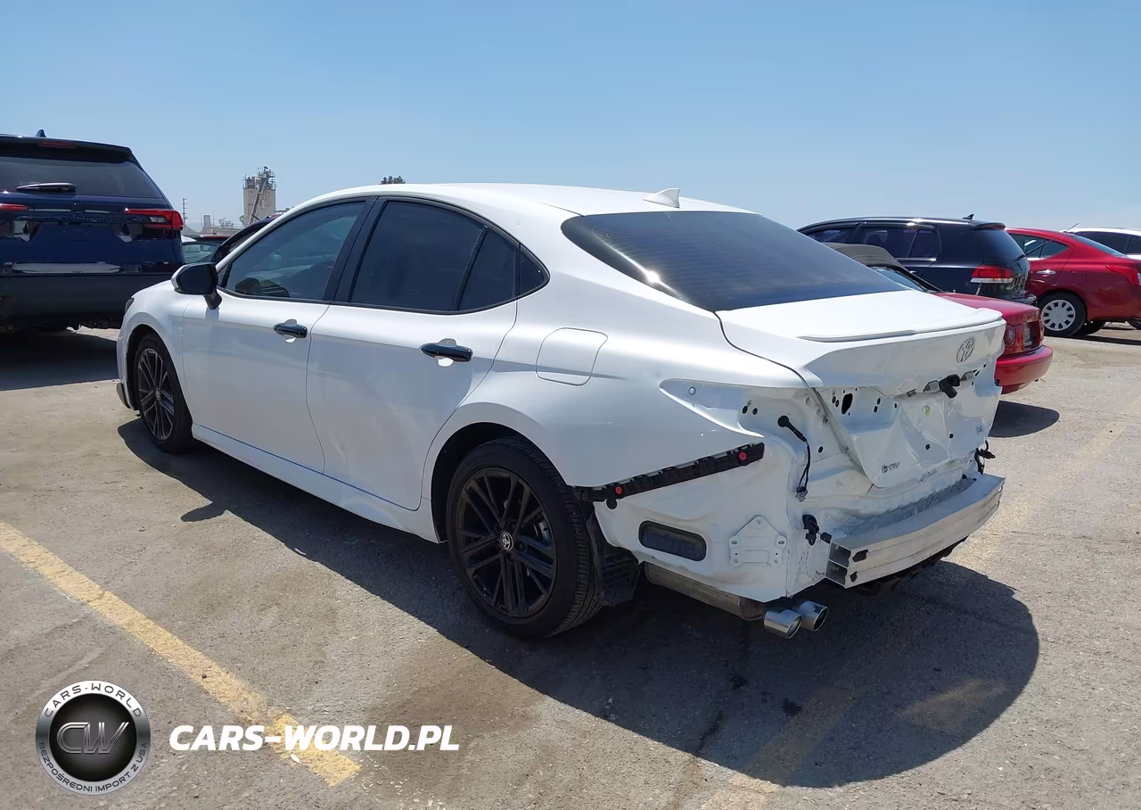 2025 Toyota Camry Se VIN:4T1DAACK0SU150084 - 3