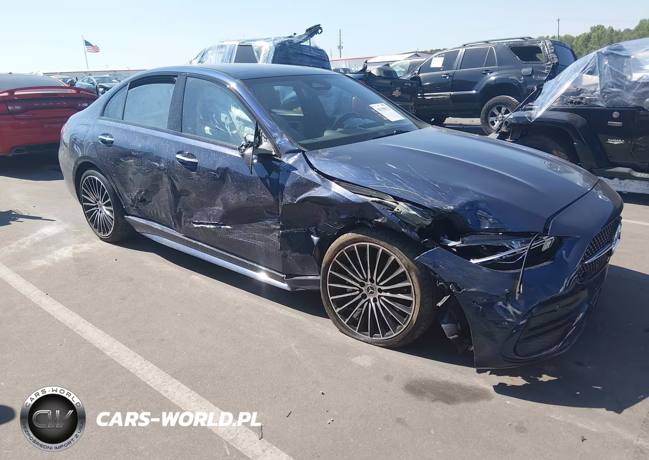 2025 Mercedes-Benz C 300 – zdjęcie 1 z 16