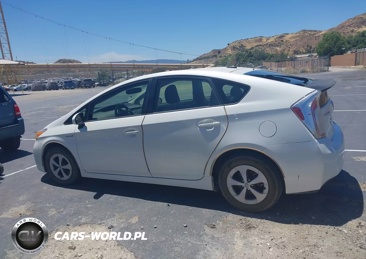 2012 Toyota Prius Four VIN:JTDKN3DU4C1550549 - 14
