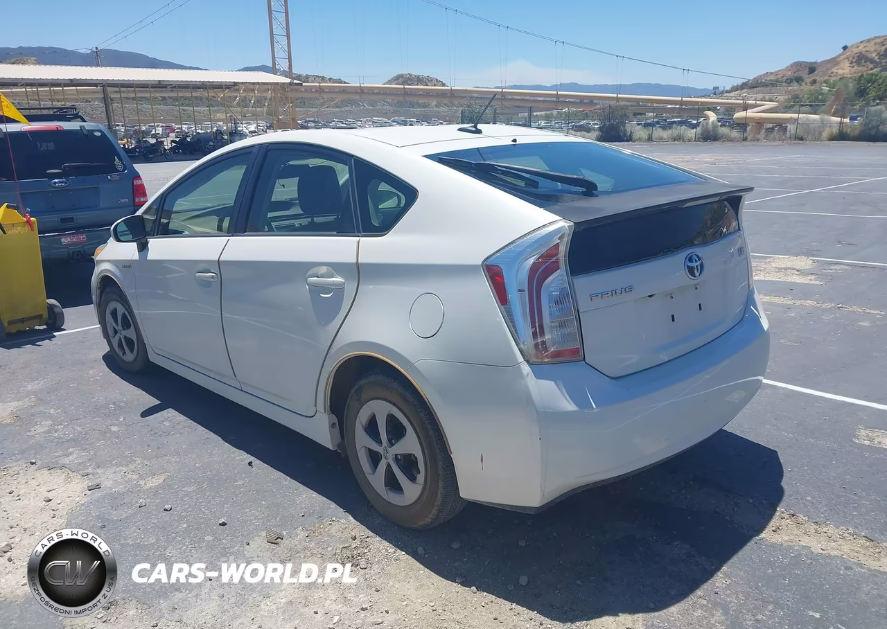 2012 Toyota Prius Four VIN:JTDKN3DU4C1550549 - 3