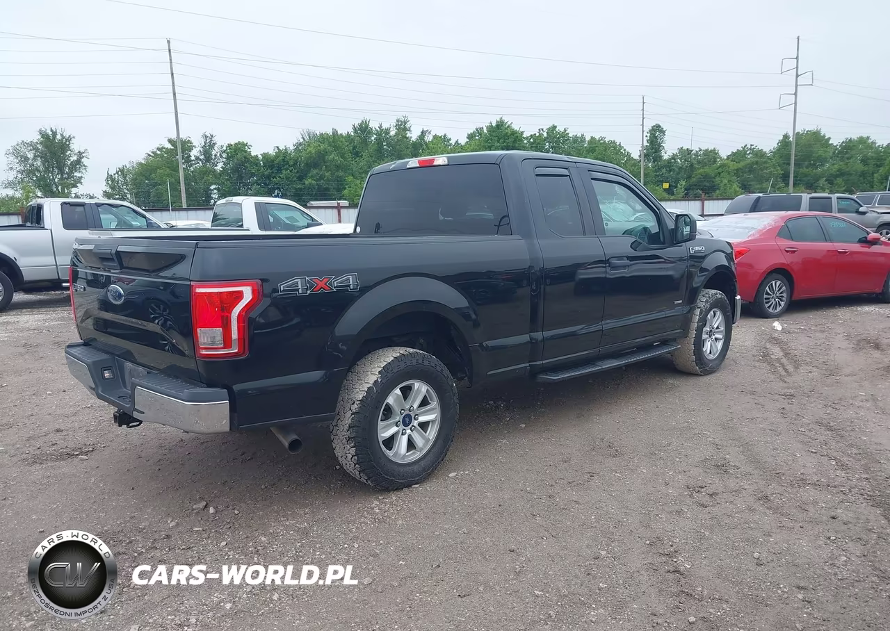 2017 Ford F-150 Xlt VIN:1FTEX1EP3HKC11996 - 4