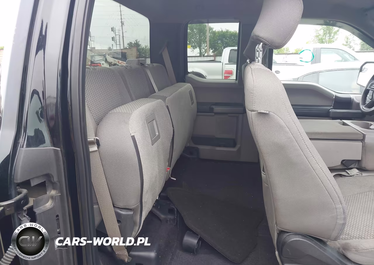 2017 Ford F-150 Xlt VIN:1FTEX1EP3HKC11996 - 8