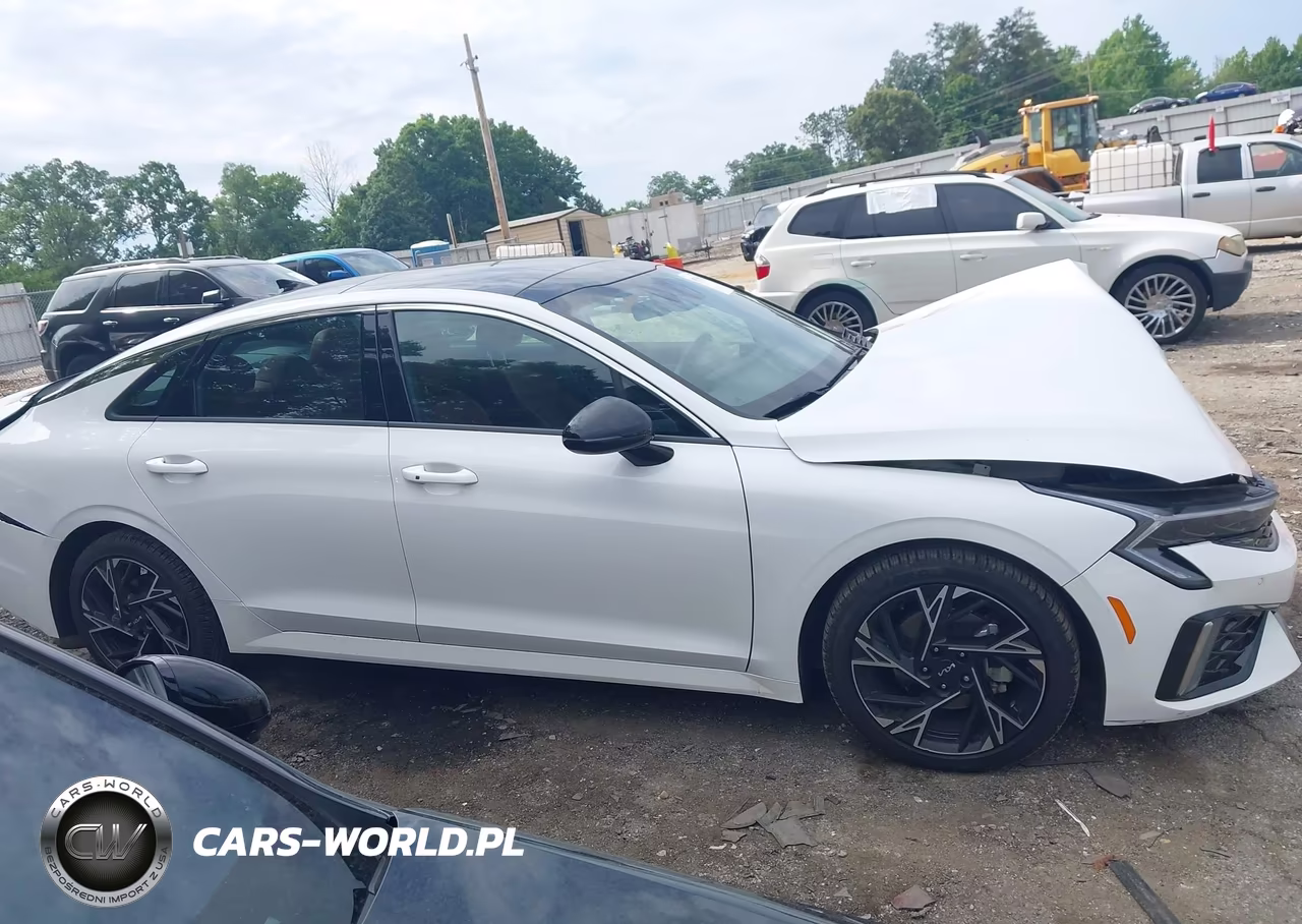 2025 Kia K5 Gt-Line VIN:KNAG64J7XS5313317 - 13