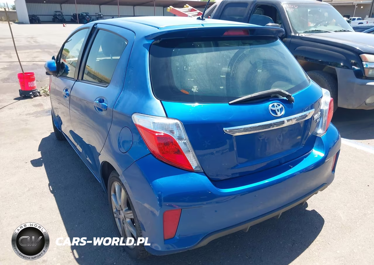 2013 Toyota Yaris Se VIN:JTDKTUD38DD570001 - 3