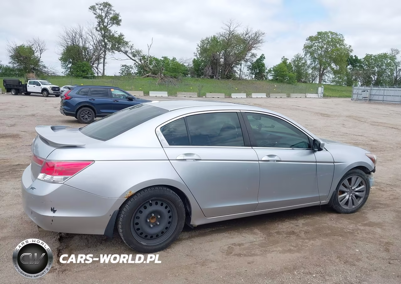 2011 Honda Accord 2.4 Ex-L VIN:1HGCP2F81BA074530 - 13