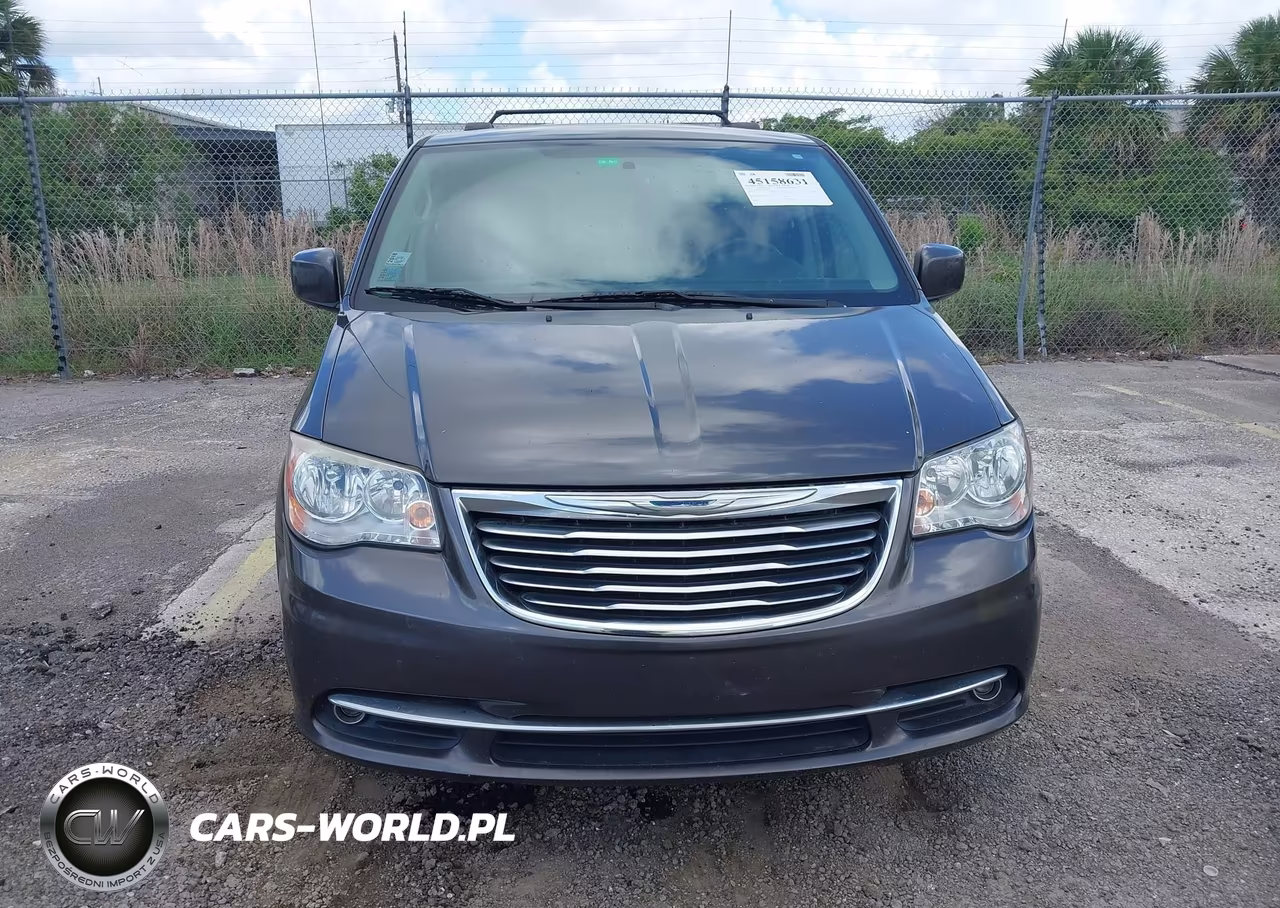 2015 Chrysler Town & Country Touring VIN:2C4RC1BG1FR644667 - 6