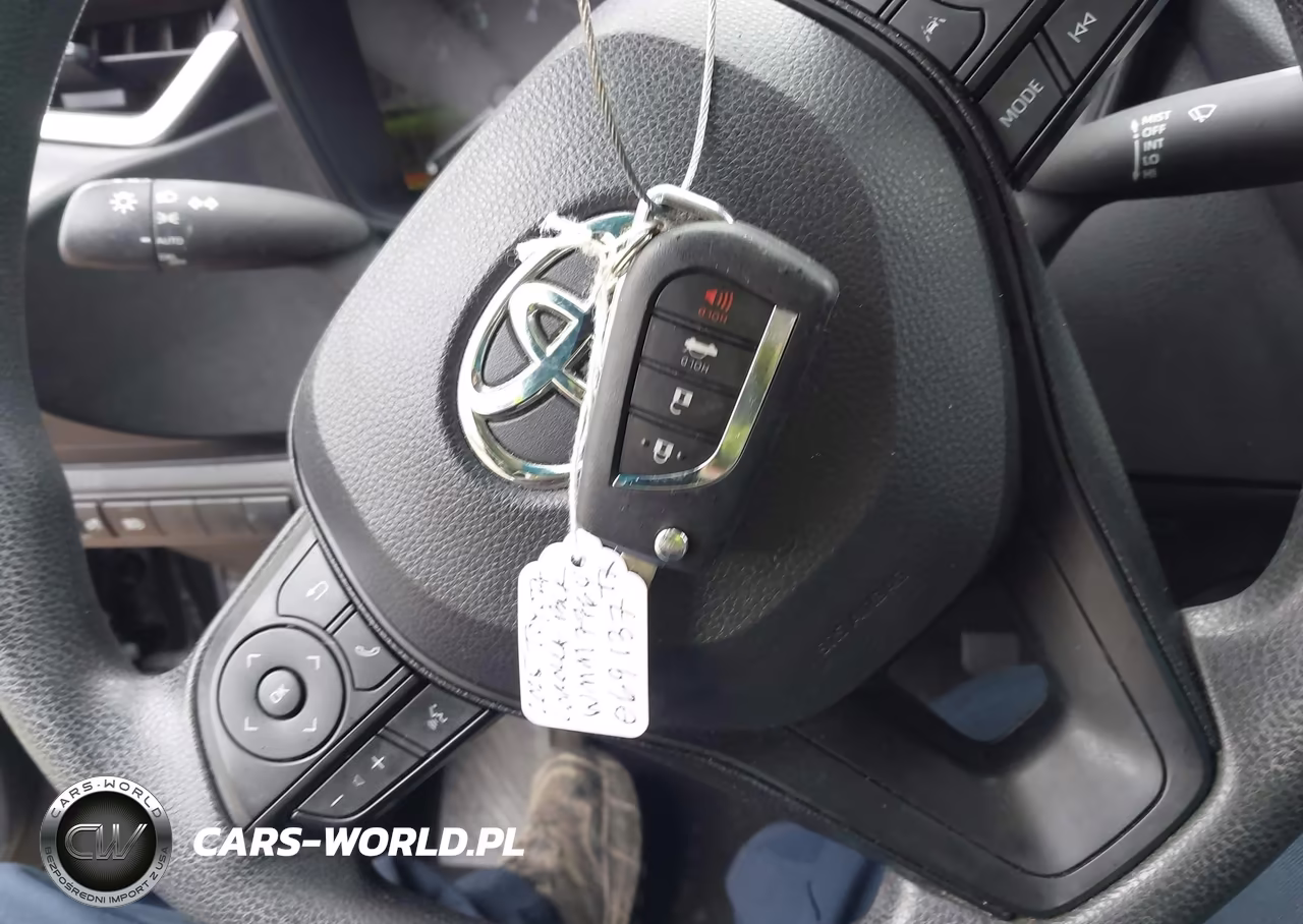 2025 Toyota Corolla Hybrid Le VIN:JTDBCMFE2S3069137 - 11