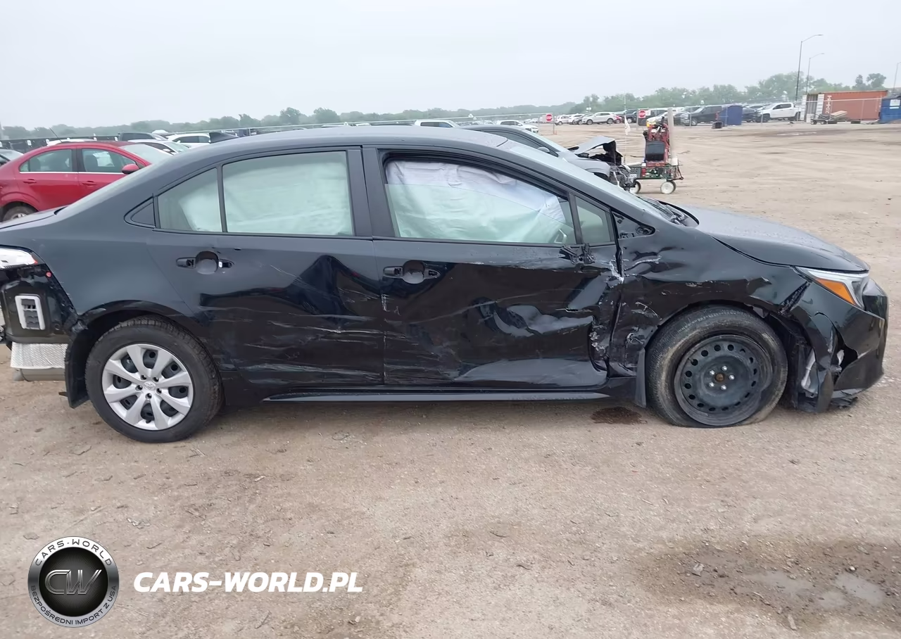2025 Toyota Corolla Hybrid Le VIN:JTDBCMFE2S3069137 - 14