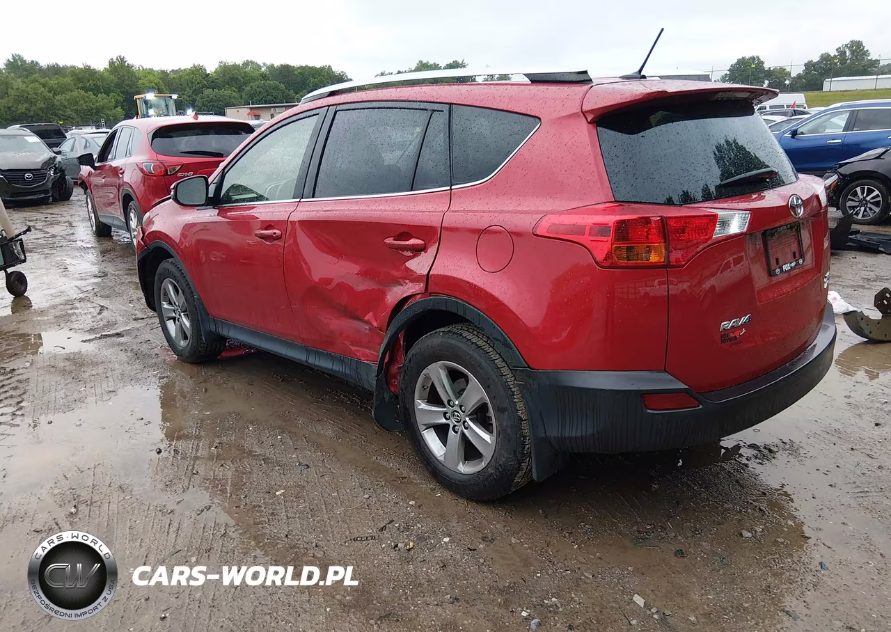 2015 Toyota Rav4 Xle VIN:JTMRFREV1FJ036829 - 3