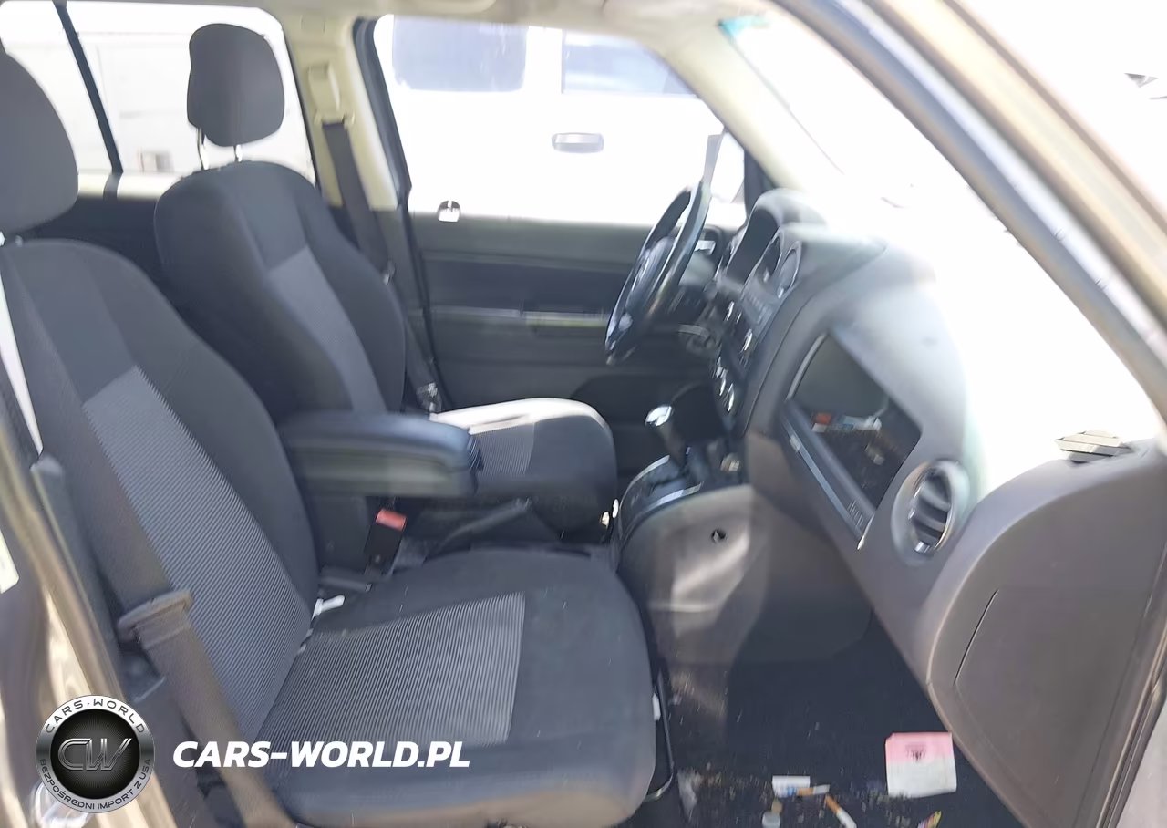 2011 Jeep Patriot Sport VIN:1J4NT1GA7BD203698 - 5