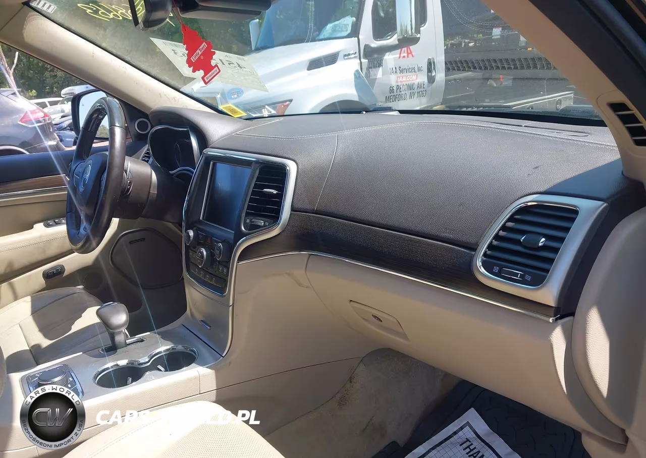 2015 Jeep Grand Cherokee Overland VIN:1C4RJFCG4FC956881 - 5