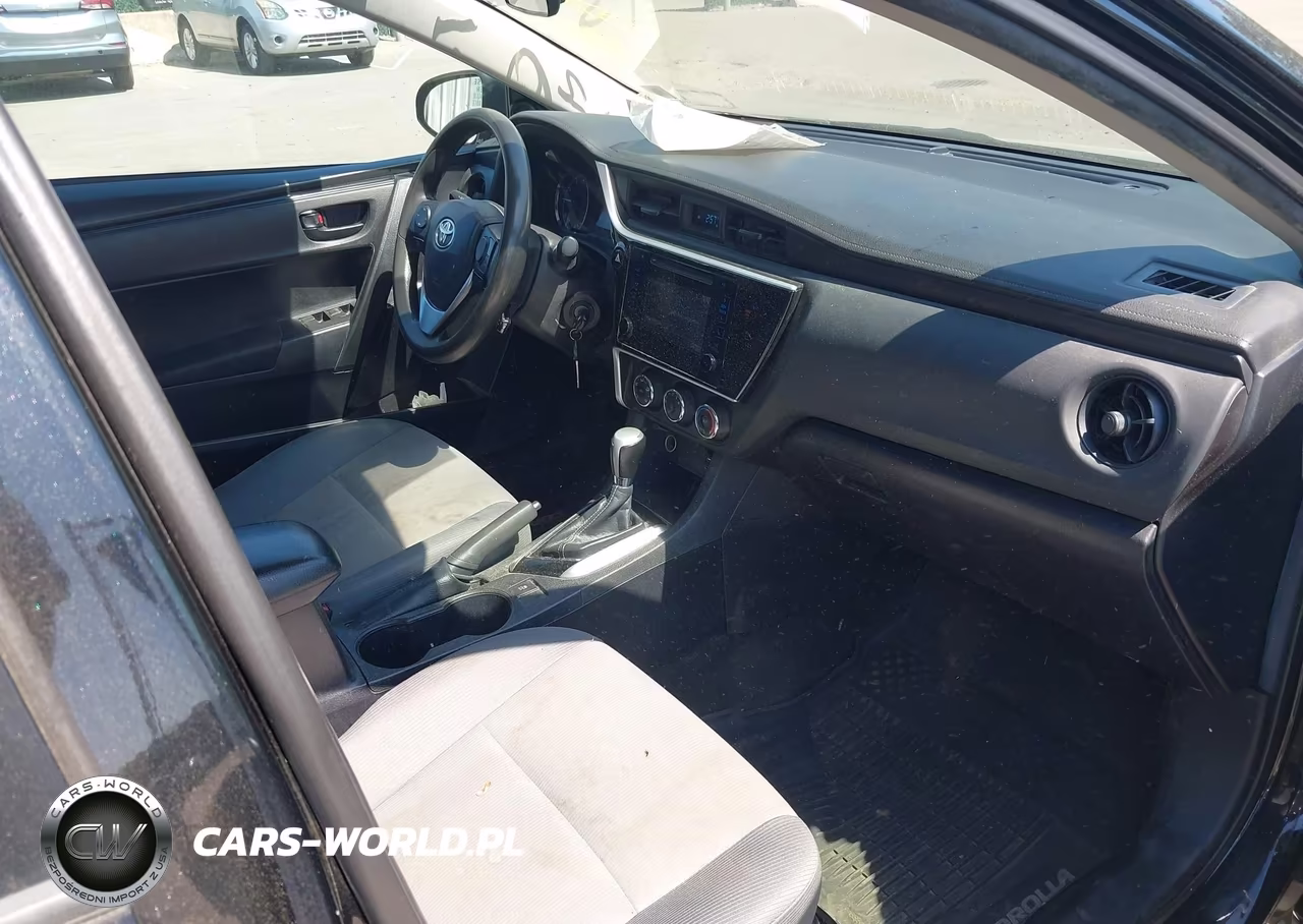 2019 Toyota Corolla L VIN:2T1BURHE9KC142776 - 5