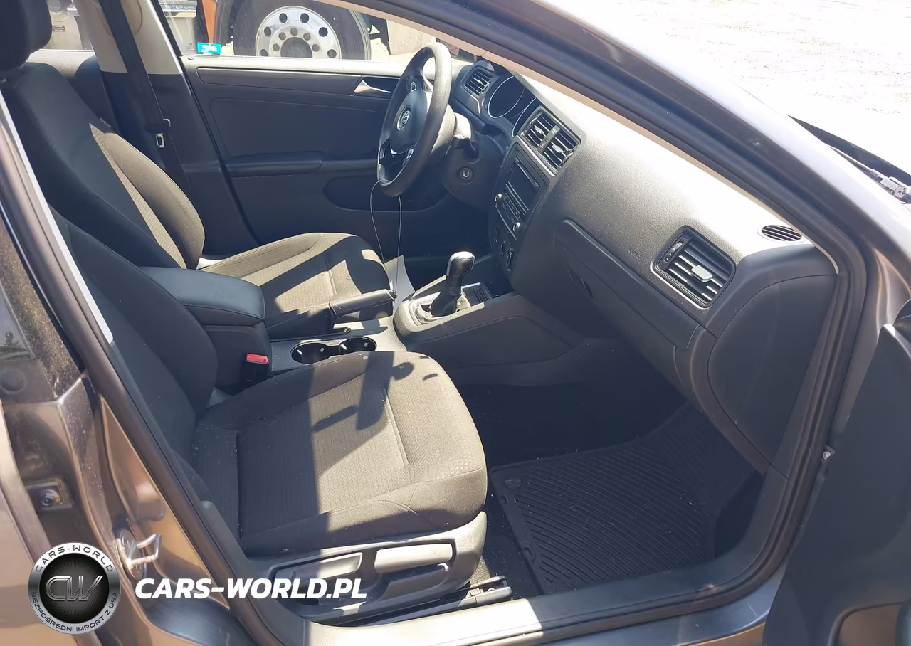 2015 Volkswagen Jetta 2.0L S VIN:3VW2K7AJ7FM320678 - 5