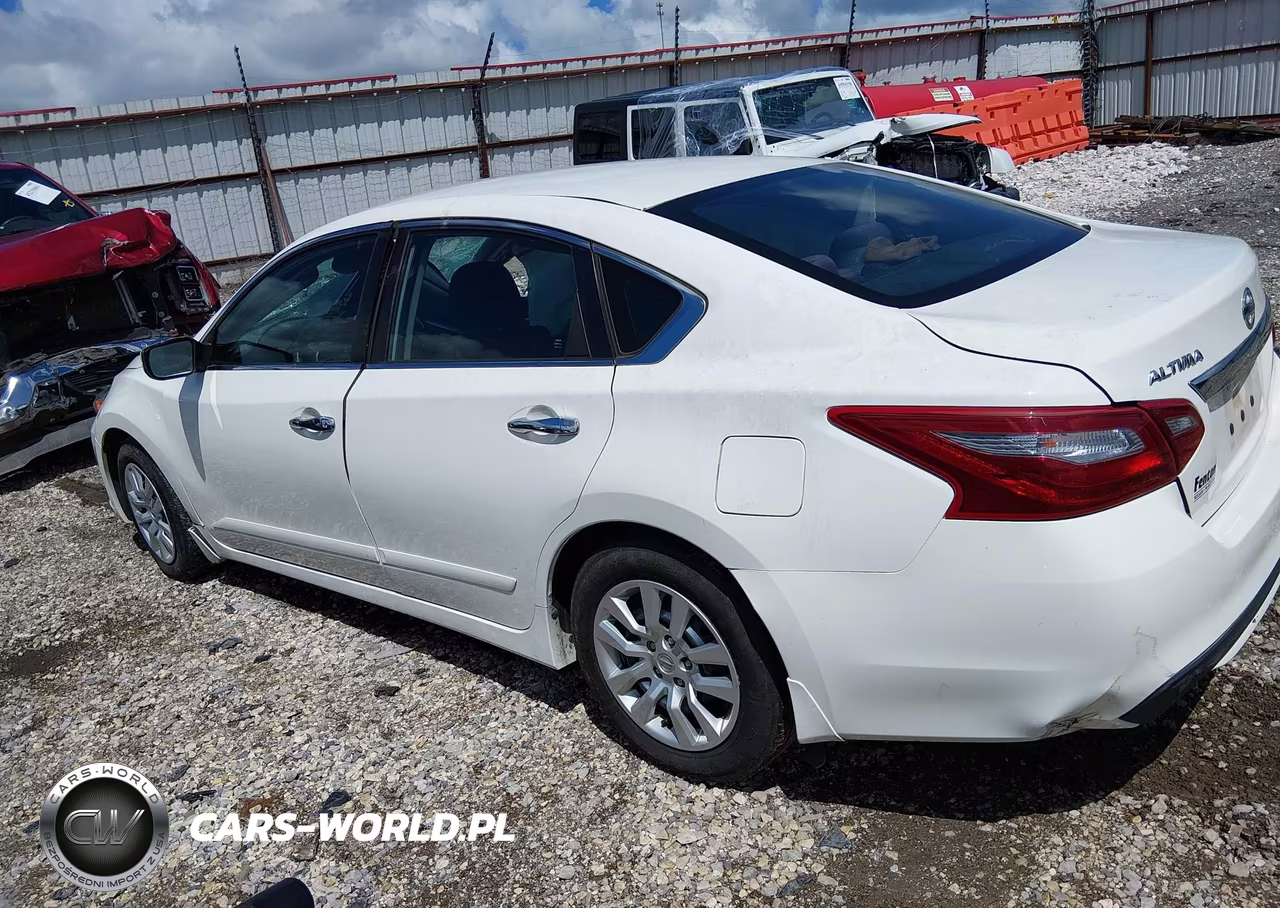 2018 Nissan Altima 2.5 S VIN:1N4AL3AP4JC273280 - 14