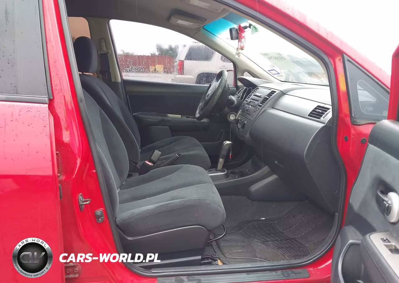 2011 Nissan Versa 1.8S VIN:3N1BC1CP8BL470123 - 5