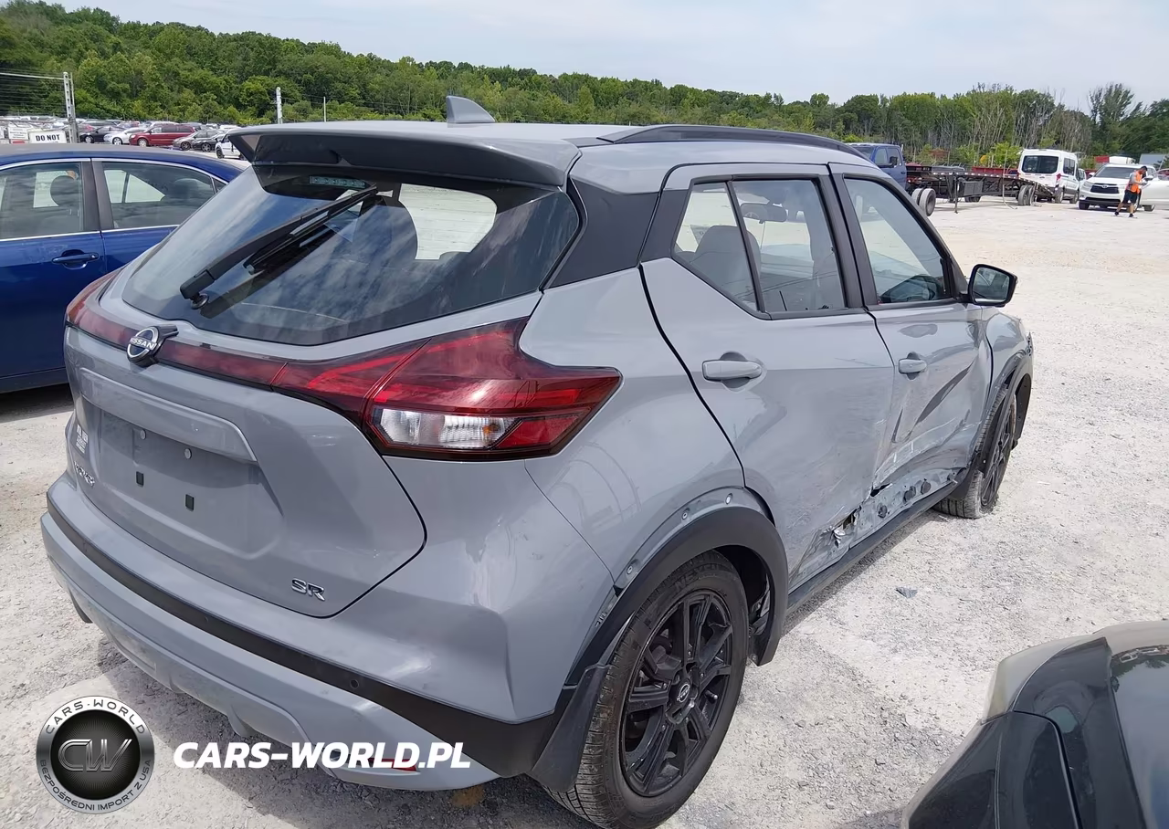 2022 Nissan Kicks Sr Xtronic Cvt VIN:3N1CP5DV5NL516508 - 4