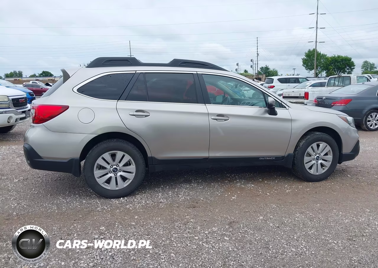 2019 Subaru Outback 2.5I Premium VIN:4S4BSAHC4K3302296 - 13
