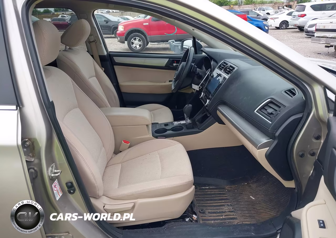 2019 Subaru Outback 2.5I Premium VIN:4S4BSAHC4K3302296 - 5