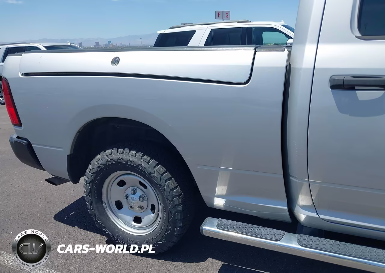 2018 Ram 1500 Tradesman 4X4 6'4 Box VIN:1C6RR7FT7JS312997 - 14