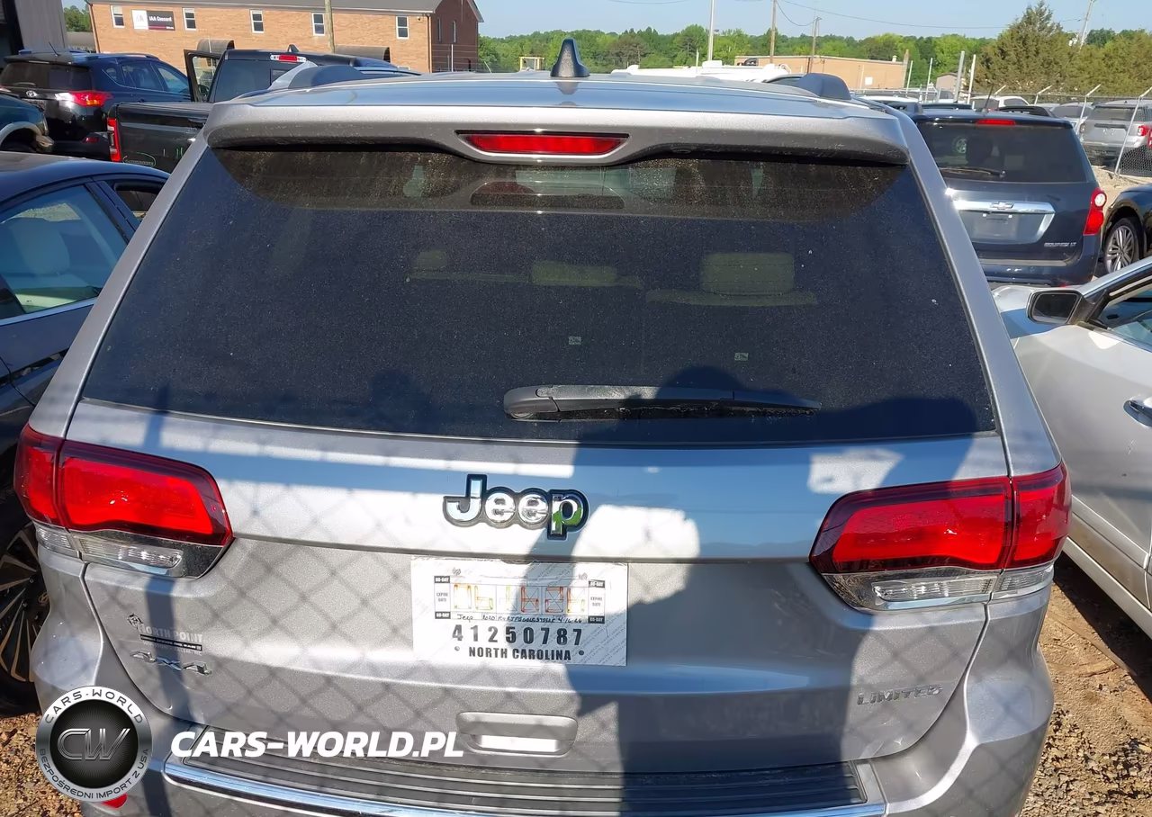 2020 Jeep Grand Cherokee Limited 4X4 VIN:1C4RJFBG0LC375925 - 16